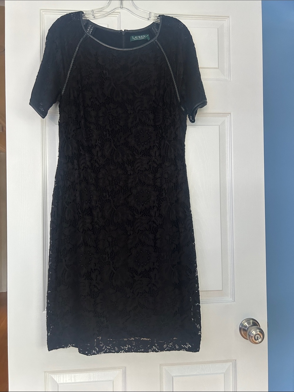 Lauren Ralph Lauren Black Lace Short-Sleeve Shift Dress size 14
